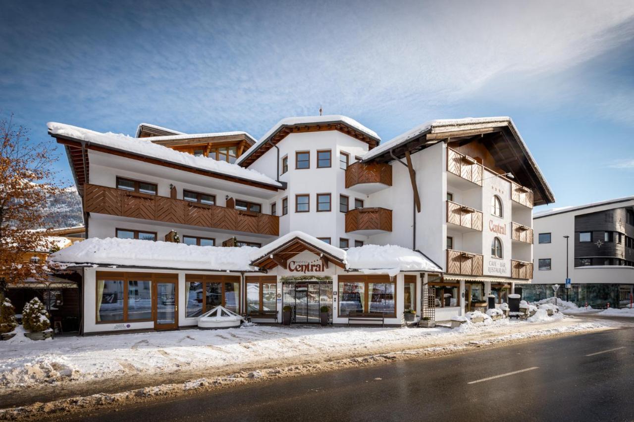 Hotel Central Ζέεφελντ Εξωτερικό φωτογραφία