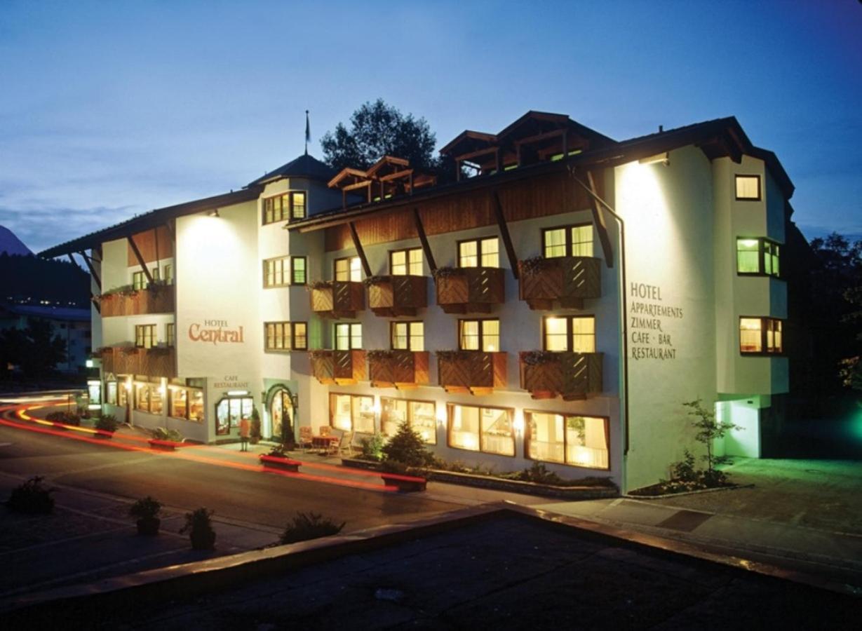 Hotel Central Ζέεφελντ Εξωτερικό φωτογραφία